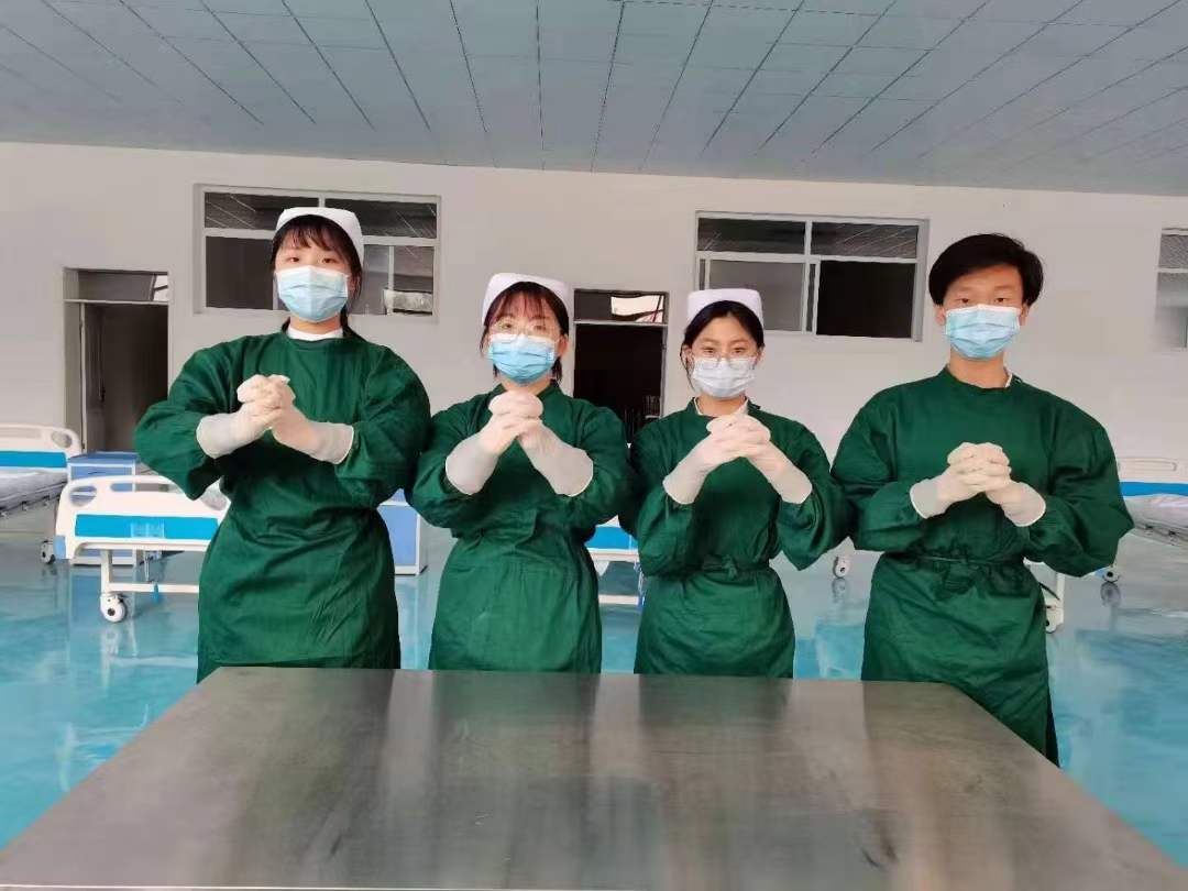河北同仁医学院的管理严格吗？