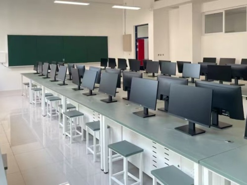 选对技术少走弯路：初中毕业男生重点考虑这 3 个方向