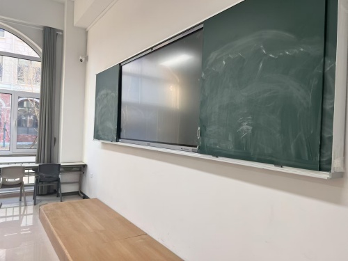 石家庄东华铁路学校升学是在本校上大专吗？