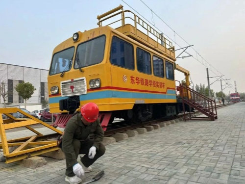 内燃机车司机是不是不好找工作？