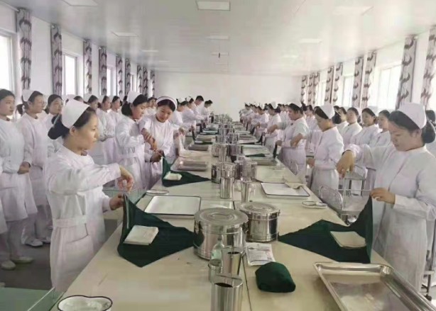 医疗护理员是护工吗